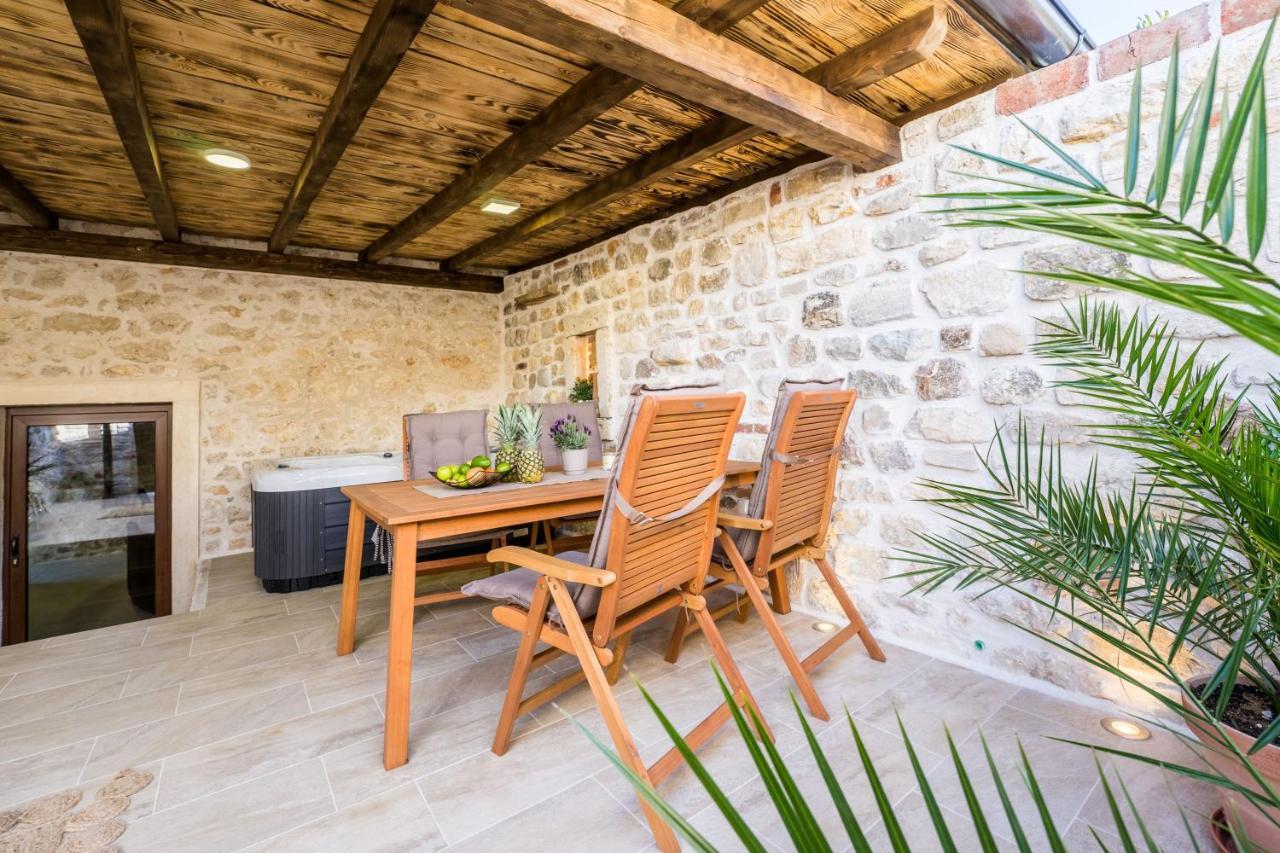 Style Stone Lux Solis *