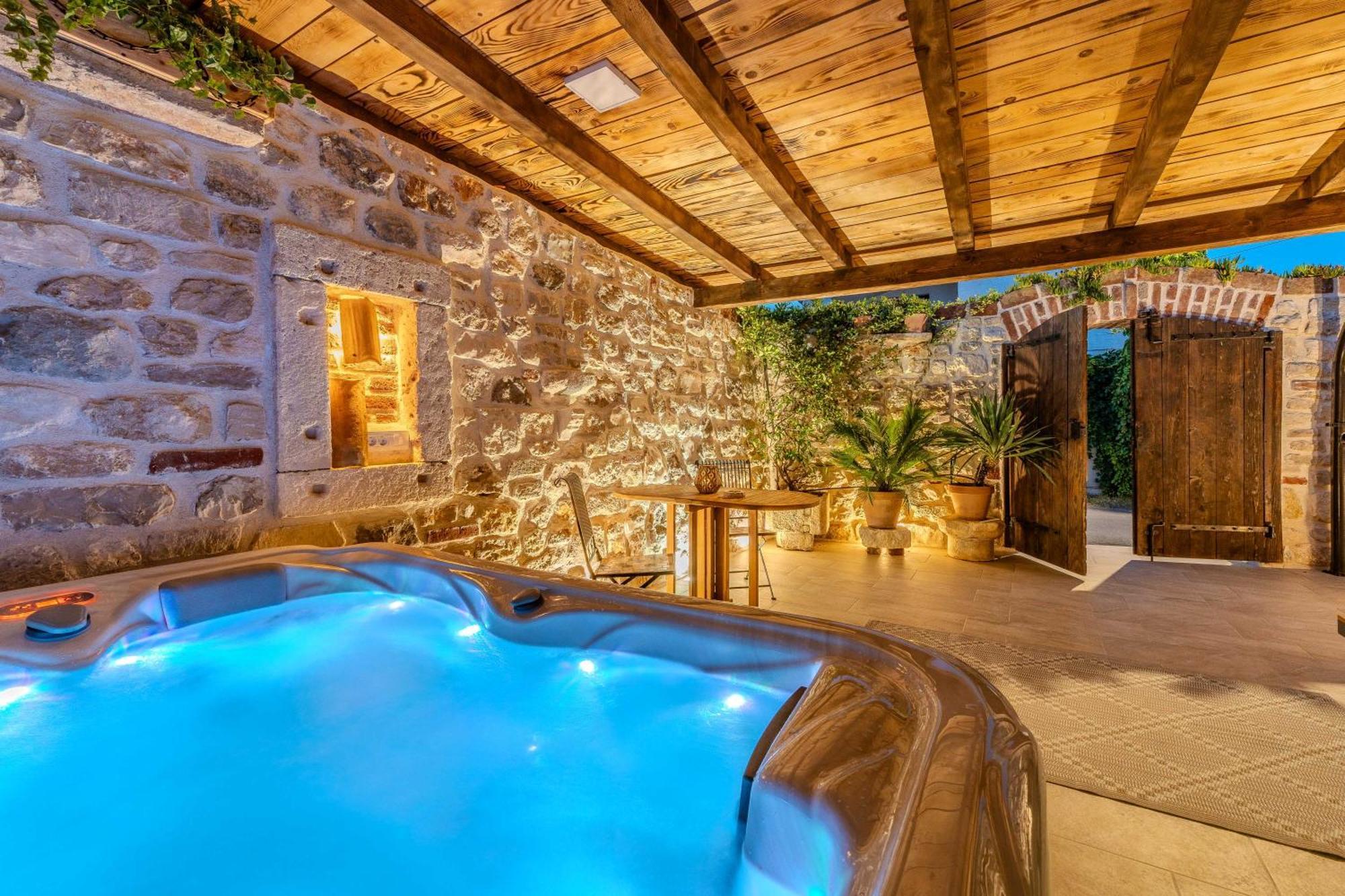 Style Stone Lux Solis