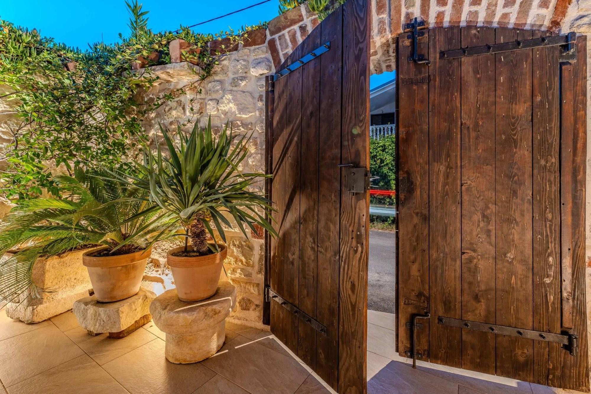 Style Stone Lux Solis *