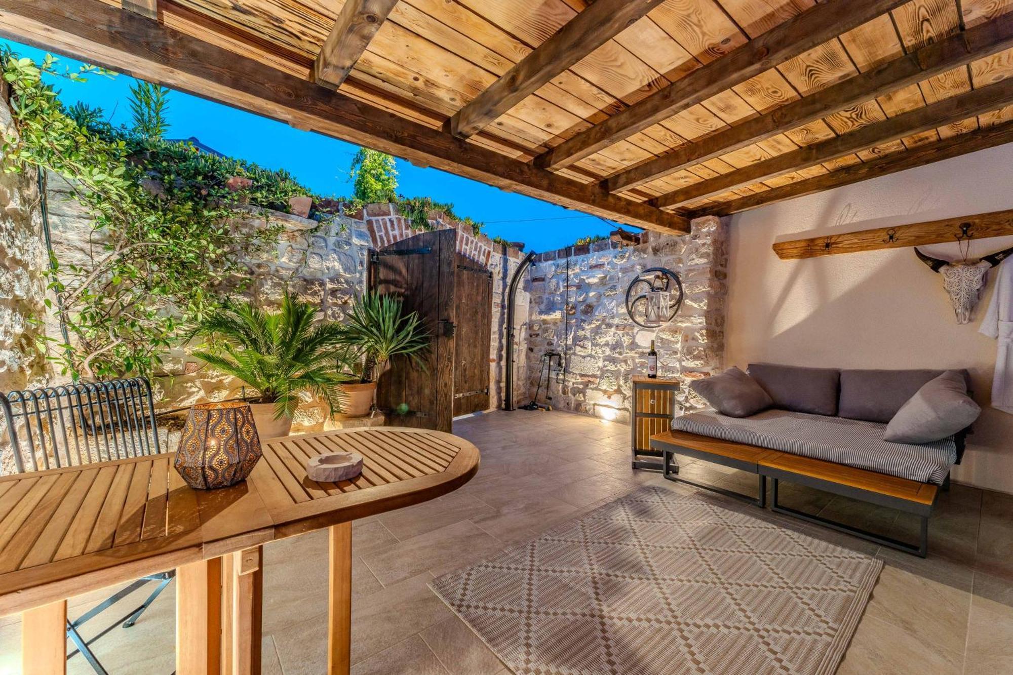 Style Stone Lux Solis *